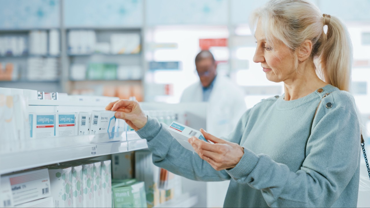 woman-buying-pharmacy-product-1280